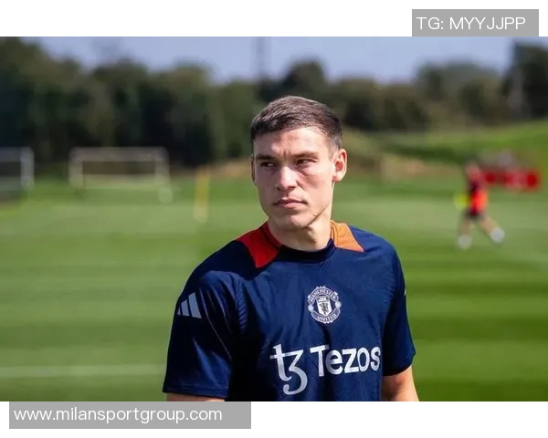 曼联赛后评分揭晓乌加特表现最差仅获两分多尔古约罗达洛特均低迷仅得四分