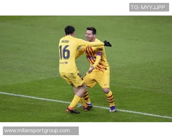 梅西助攻佩德里内切破门精彩瞬间左脚低射精准入网 梅西助攻佩德里内切破门精彩瞬间左脚低射精准入网