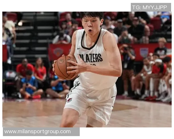 杨瀚森谈防守压力季前赛问题暴露为球队未来发展提供契机 杨瀚森谈防守压力季前赛问题暴露为球队未来发展提供契机