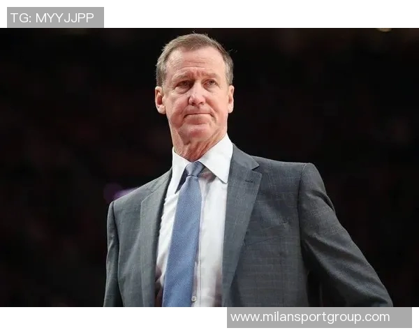 勇士助教斯托茨与昔日爱徒利拉德赛前亲切交流回忆共事岁月