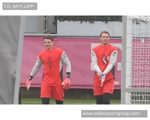 拜仁训练人数不足仅四名一线队员参与三名为门将情况堪忧