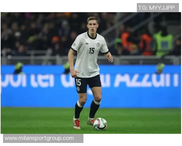 施洛特贝克对拜仁转会持开放态度拜仁等待帕续约决定